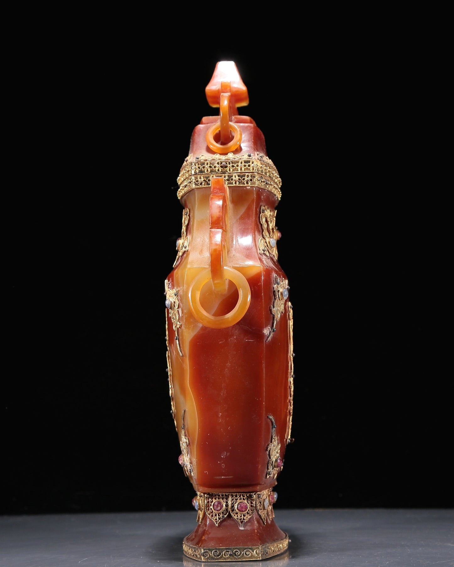 Brilliant Agate Gold-Mounted 'Flower& Dragon' Vase And Cover