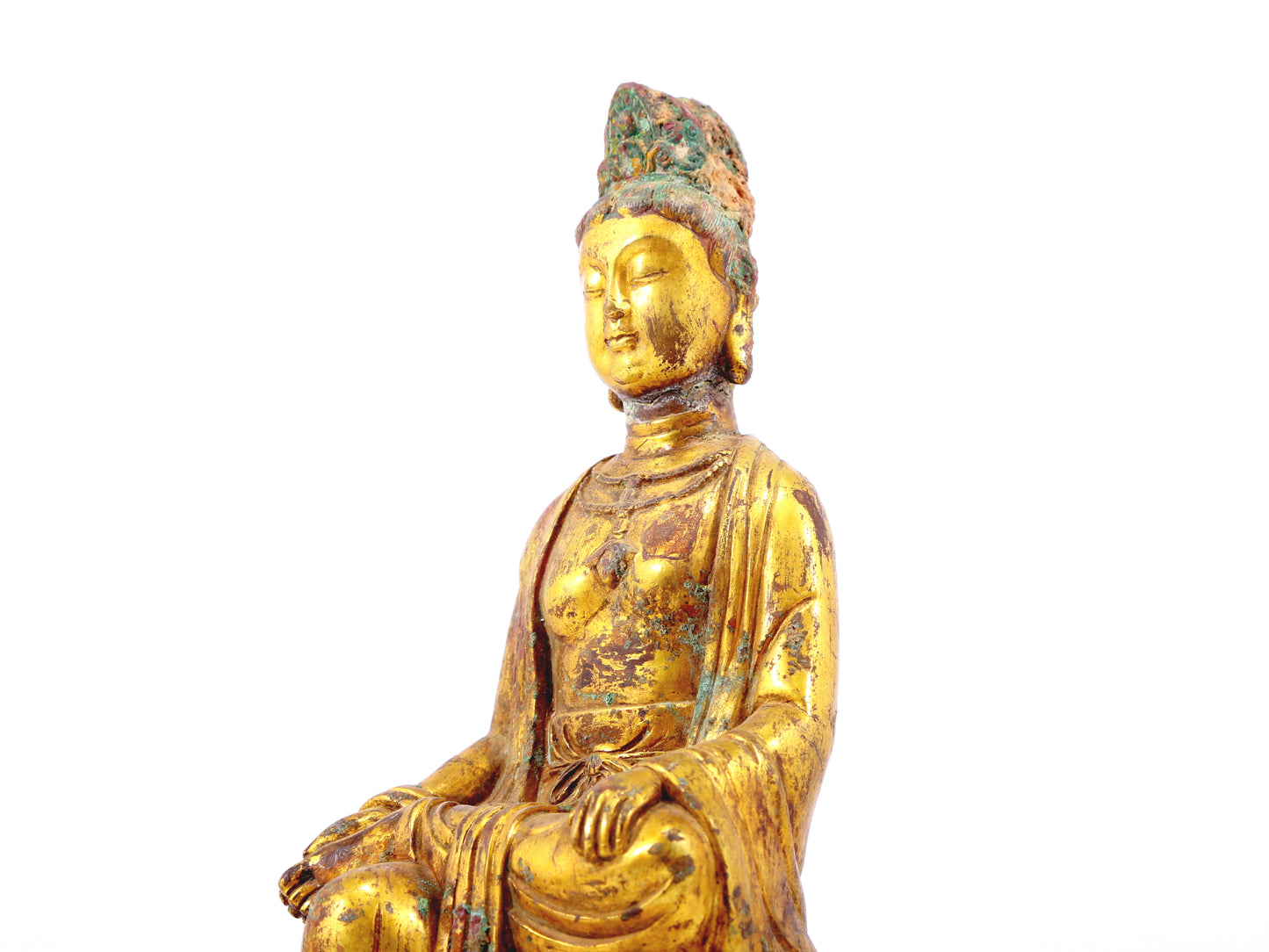 A sacred gilt bronze statue of Guanyin