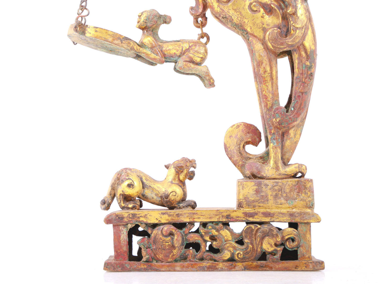 An exquisite gilt bronze auspicious animal ornament