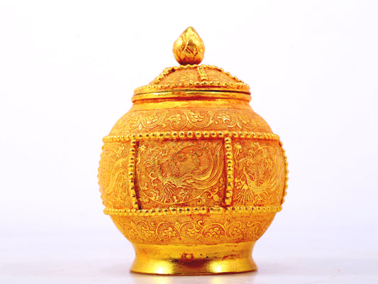 An exquisite gilt bronze lotus and phoenix pattern jar with lid