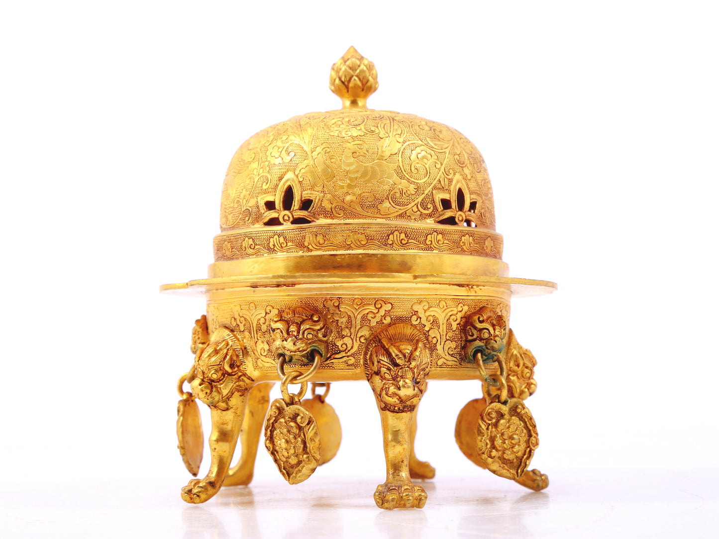 An exquisite gilt bronze censer with lotus, auspicious and animal patterns and a lid