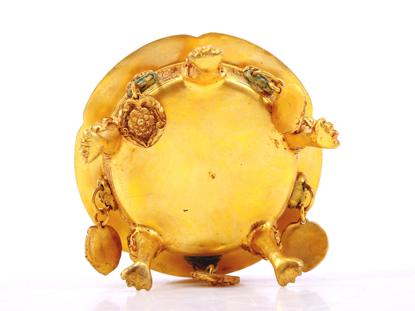 An exquisite gilt bronze censer with lotus, auspicious and animal patterns and a lid