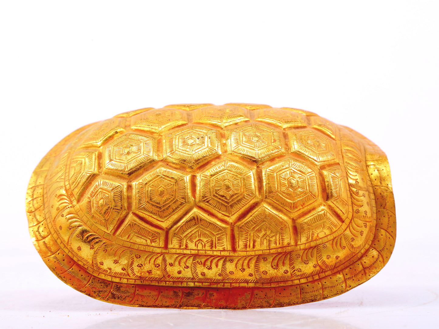 An exquisite gilt bronze animal-shaped box