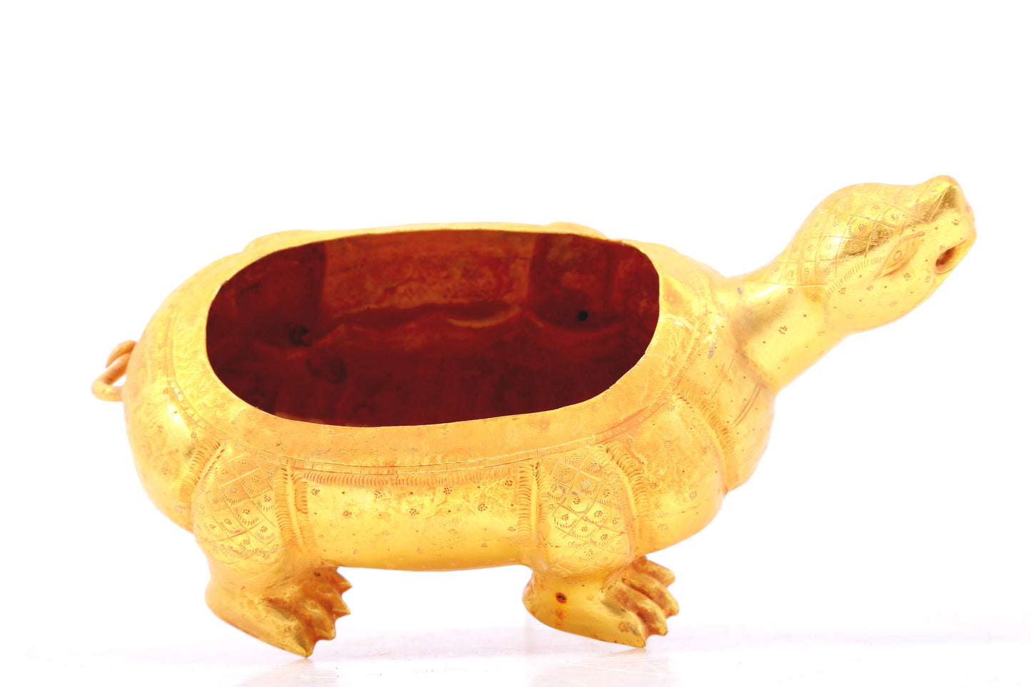 An exquisite gilt bronze animal-shaped box