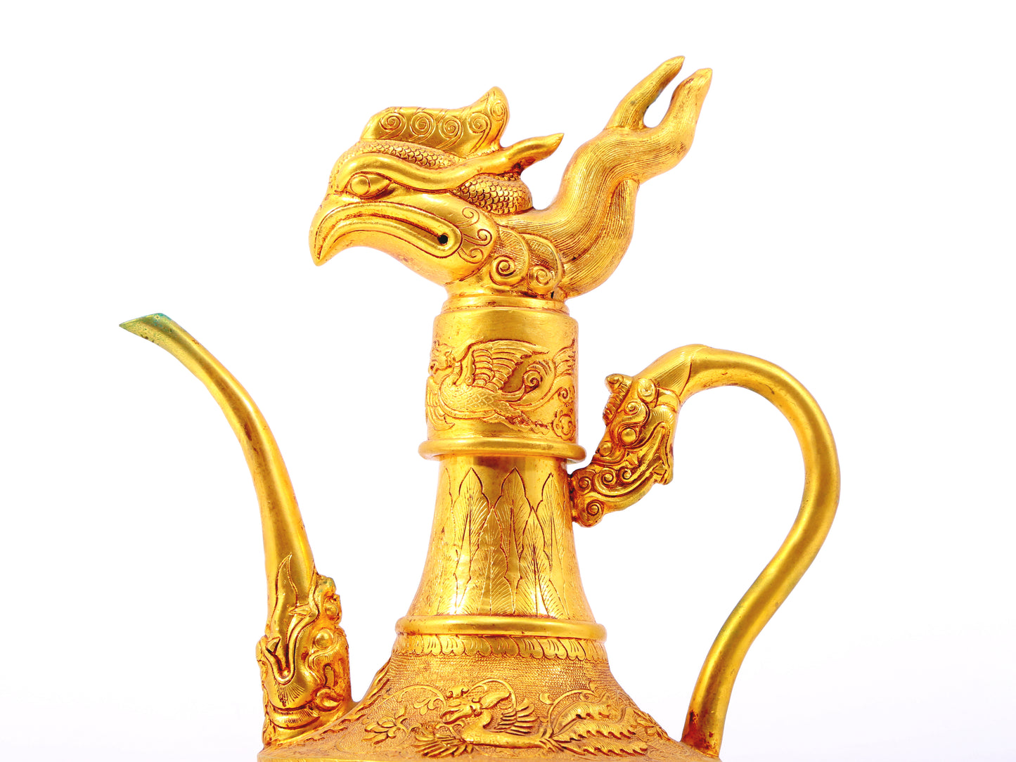 An exquisite gilt bronze ewer with dragon and phoenix patterns