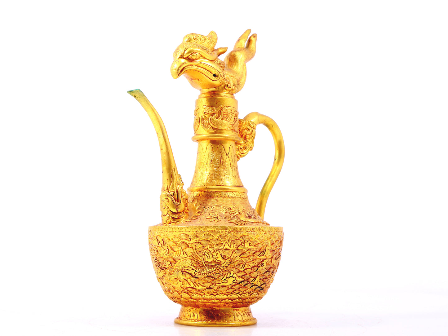 An exquisite gilt bronze ewer with dragon and phoenix patterns