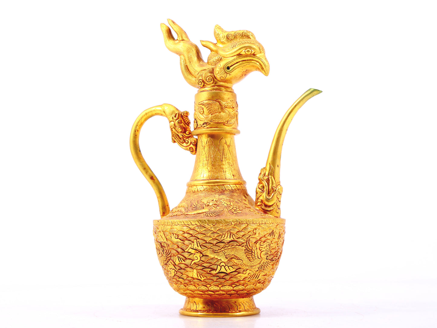 An exquisite gilt bronze ewer with dragon and phoenix patterns