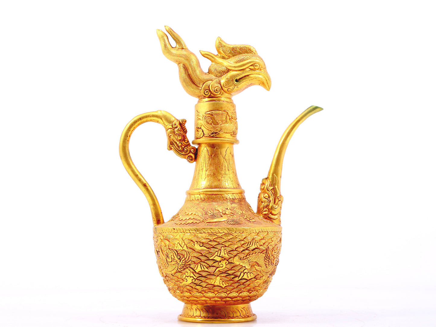 An exquisite gilt bronze ewer with dragon and phoenix patterns