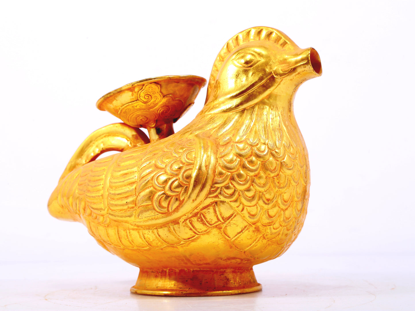 A pair of exquisite gilt bronze bird-shaped ewers