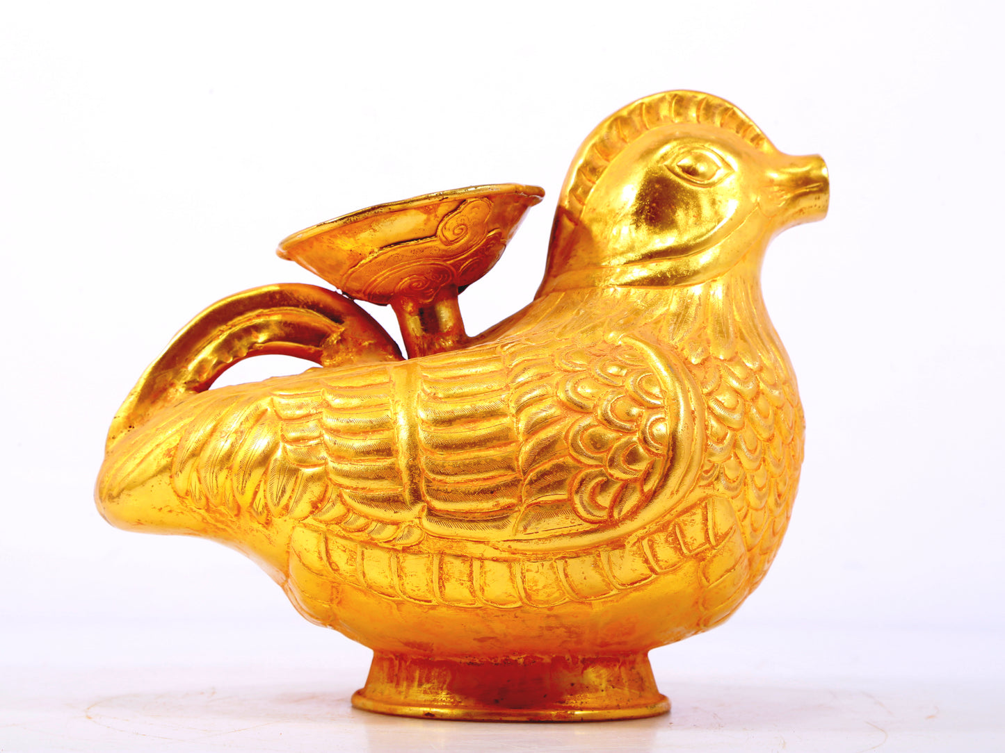 A pair of exquisite gilt bronze bird-shaped ewers