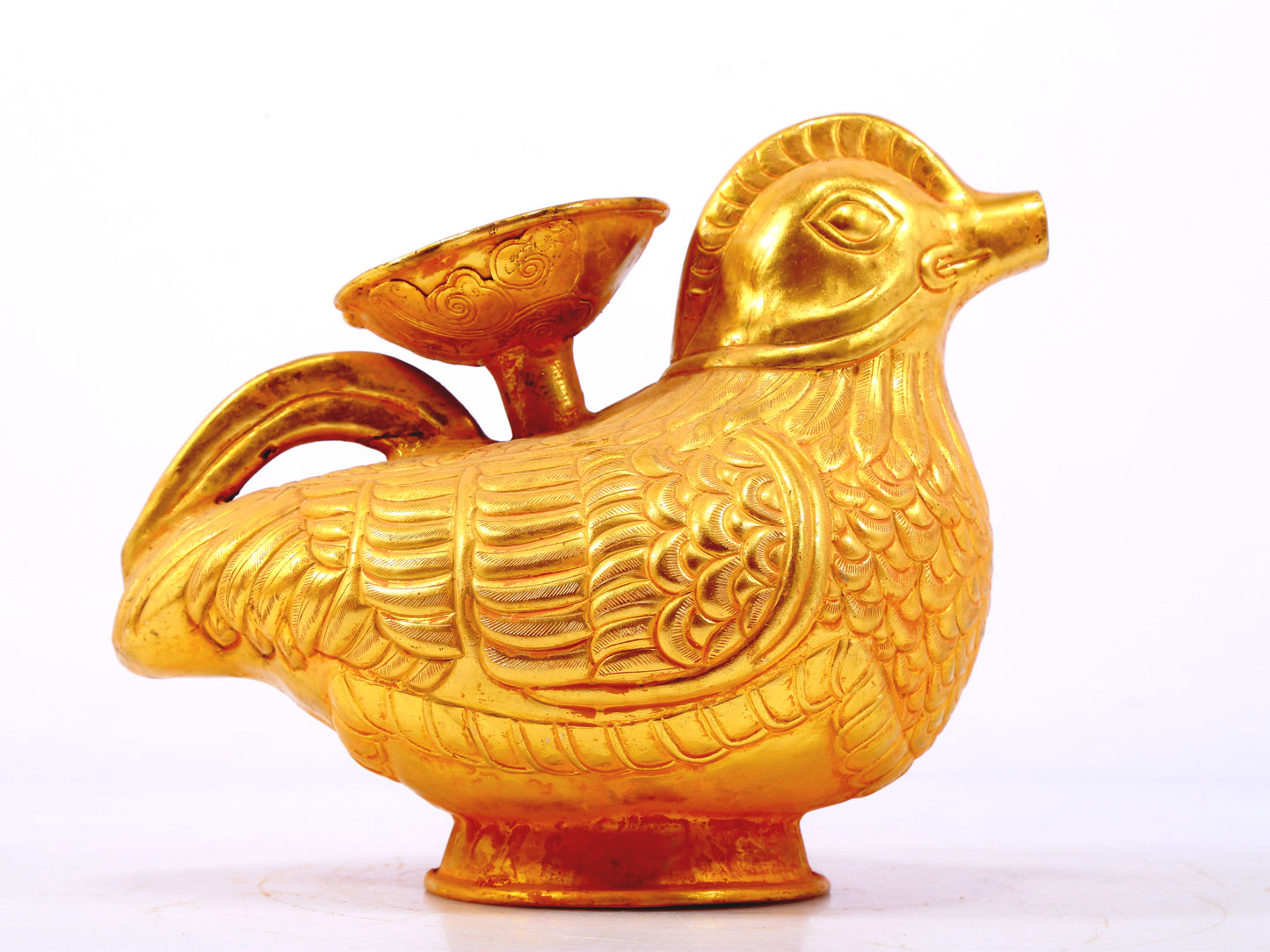 A pair of exquisite gilt bronze bird-shaped ewers