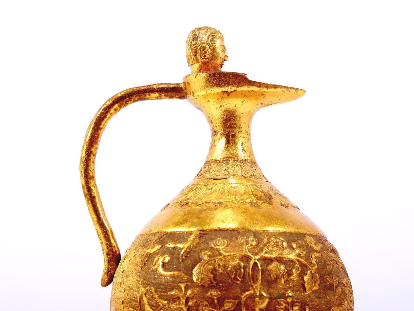 An exquisite gilt bronze hunting ewer