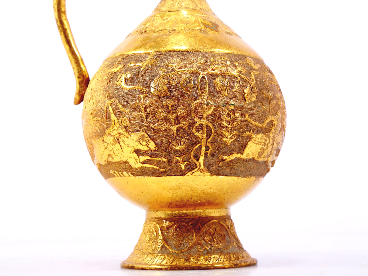 An exquisite gilt bronze hunting ewer