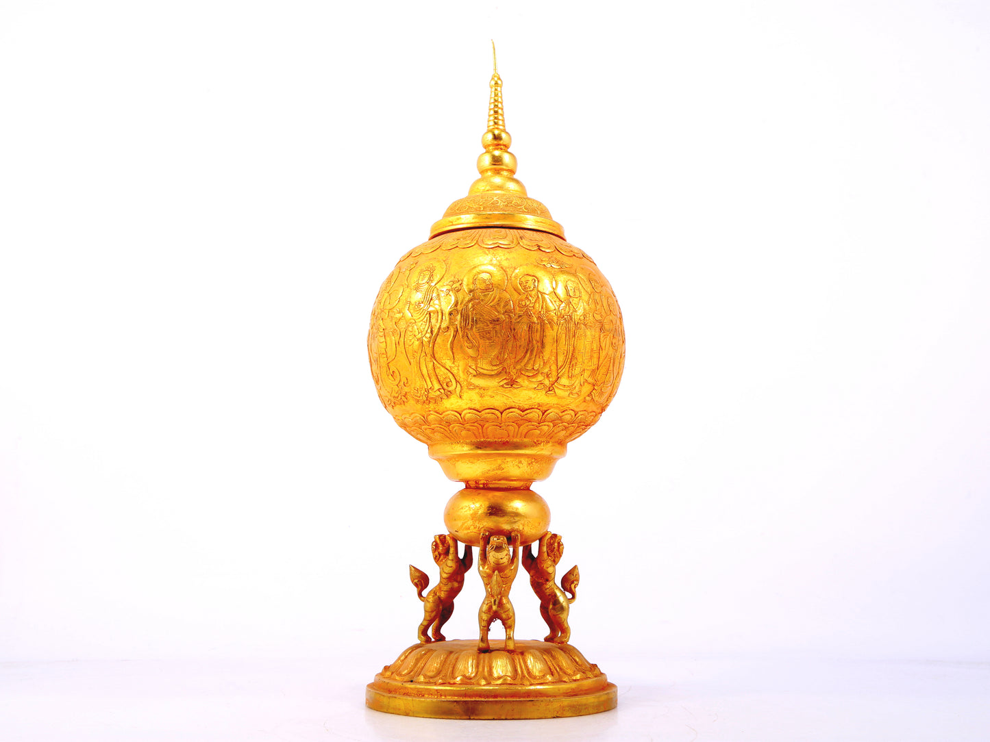 An exquisite gilt bronze Buddha image jar