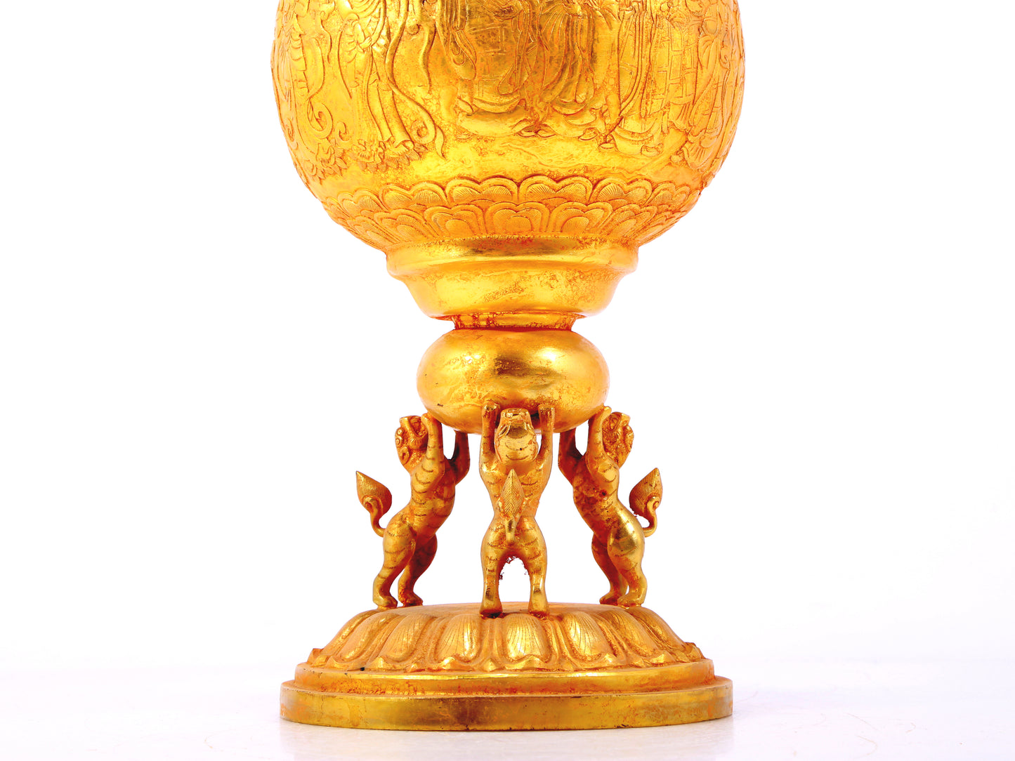 An exquisite gilt bronze Buddha image jar