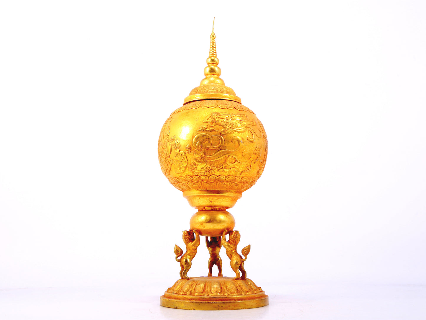 An exquisite gilt bronze Buddha image jar