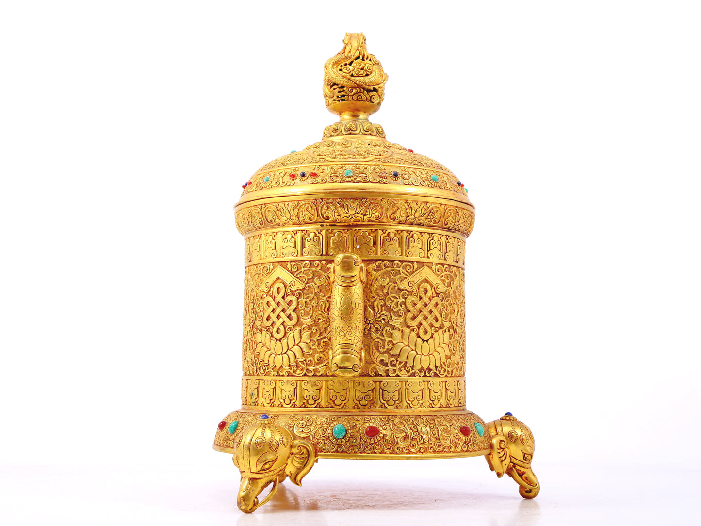 An exquisite gilt bronze double-eared tripod jar with a lid inlaid with hundreds of treasures and entwined lotus patterns.