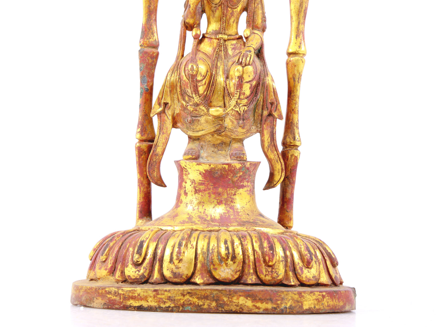 A serene gilt bronze statue of Bodhisattva