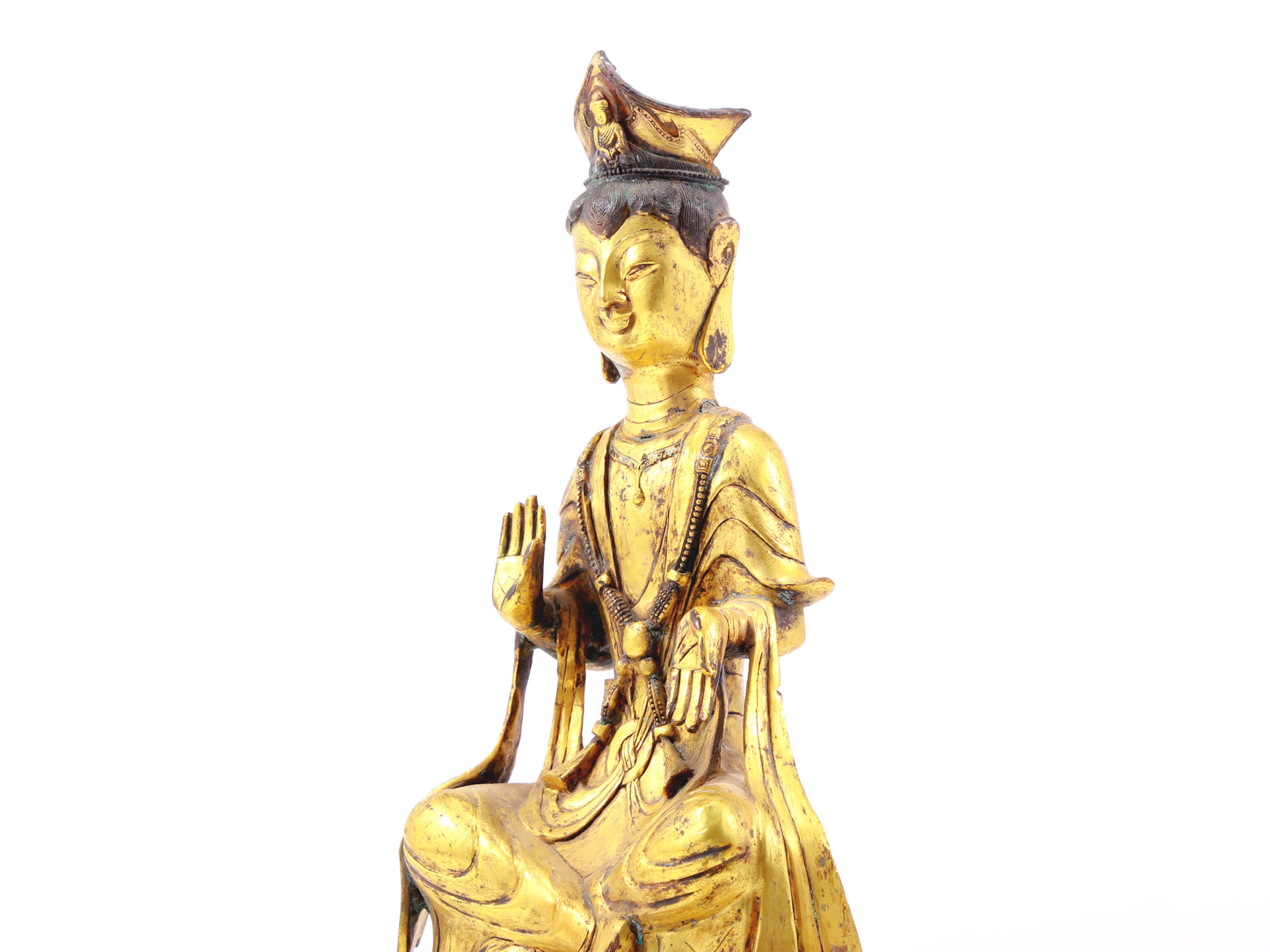 A serene gilt bronze statue of Bodhisattva