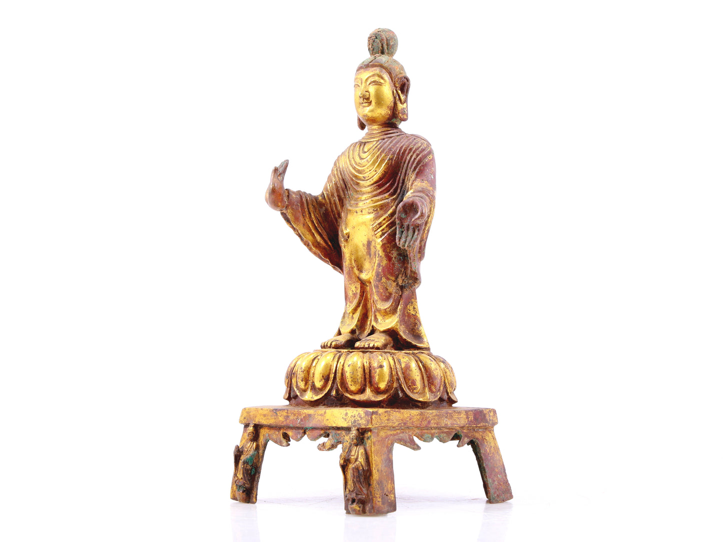 A serene gilt-bronze Tathagata statue