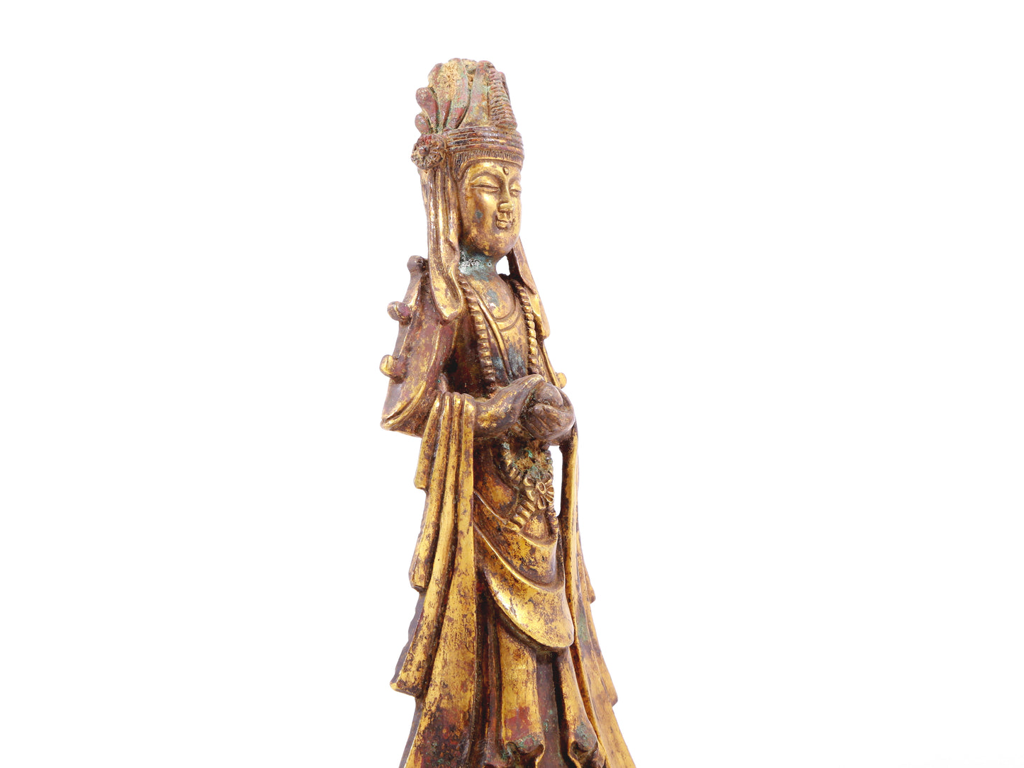 A serene gilt bronze statue of Bodhisattva