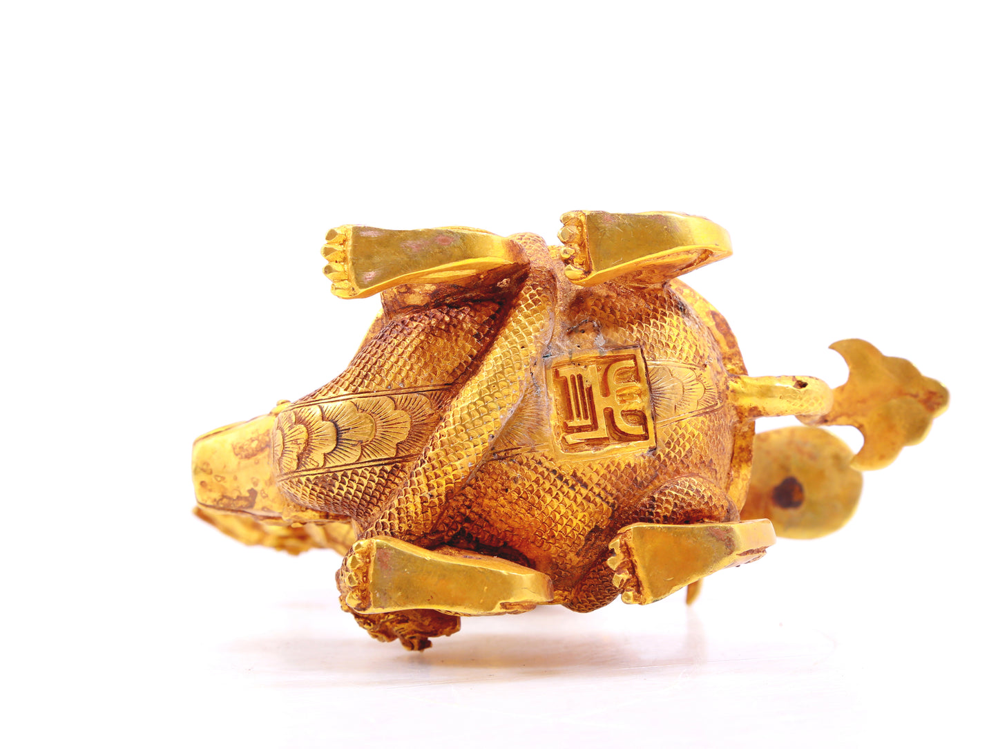 A pair of gilt bronze censers inlaid with hundreds of treasures and auspicious animals