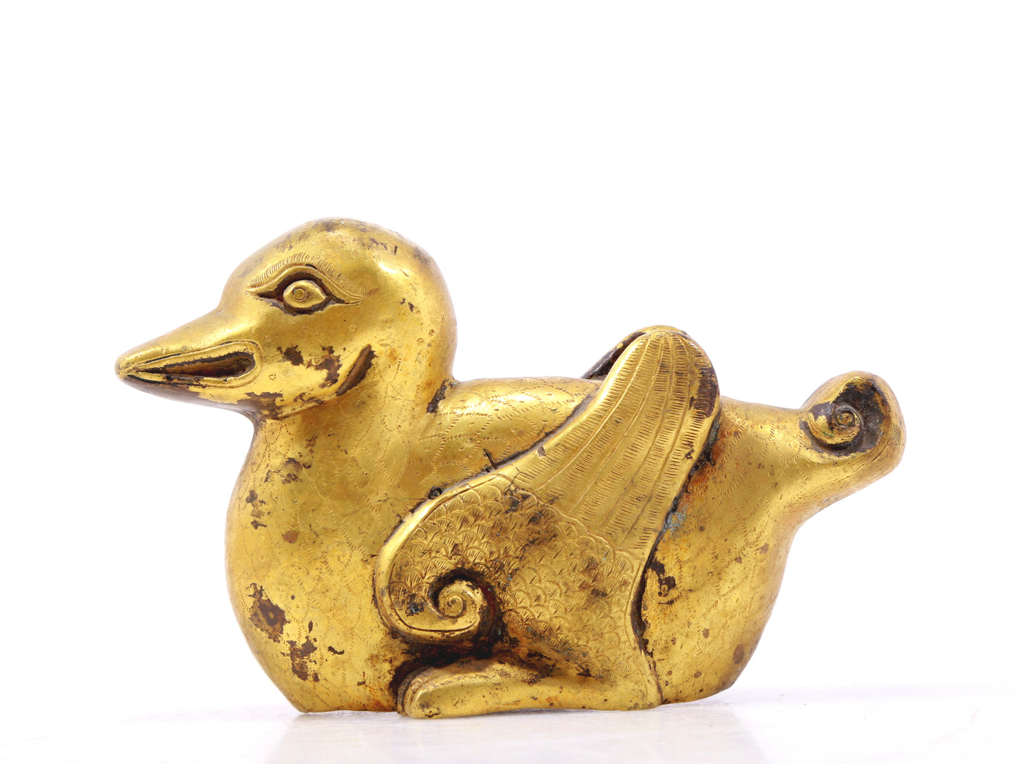 A pair of exquisite gilt bronze ducks