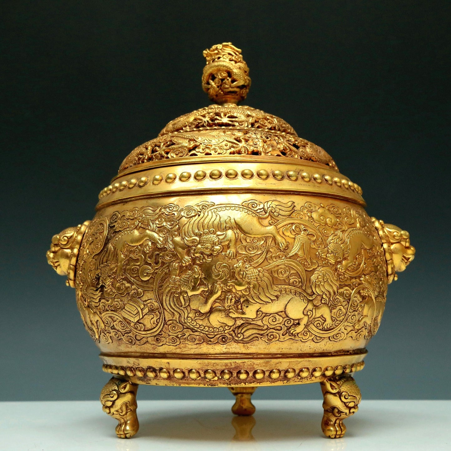 A Magnificent Gilt-Bronze 'Lion& Auspicious Cloud' Tripod Censer And Cover