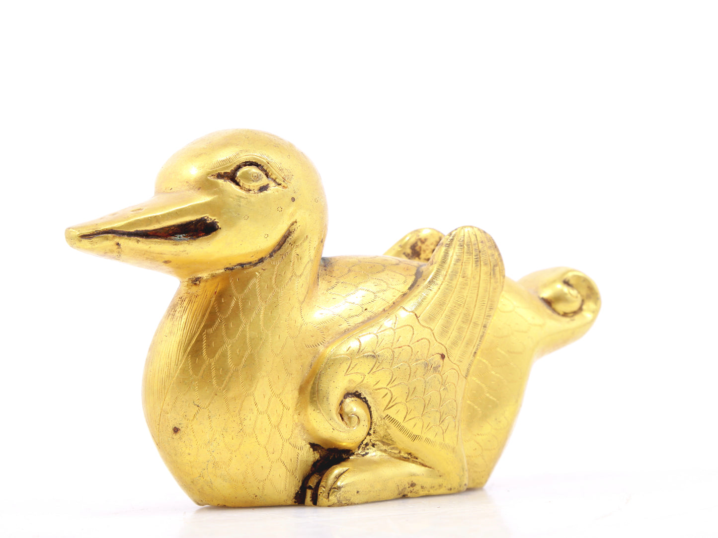 A pair of exquisite gilt bronze ducks