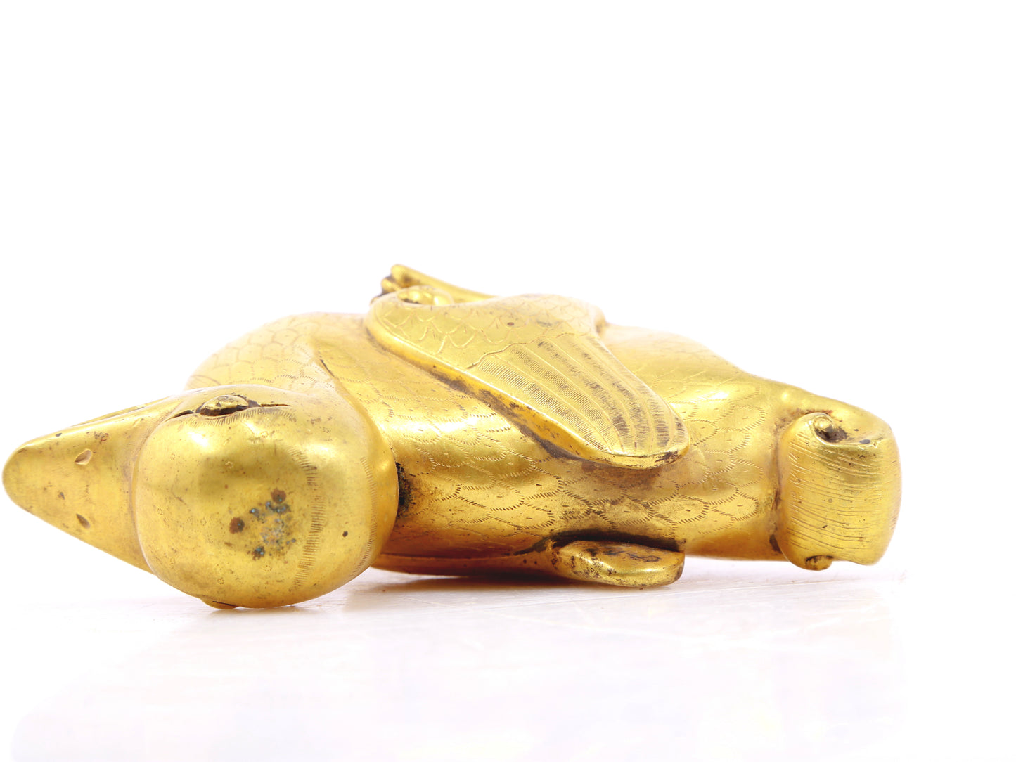 A pair of exquisite gilt bronze ducks