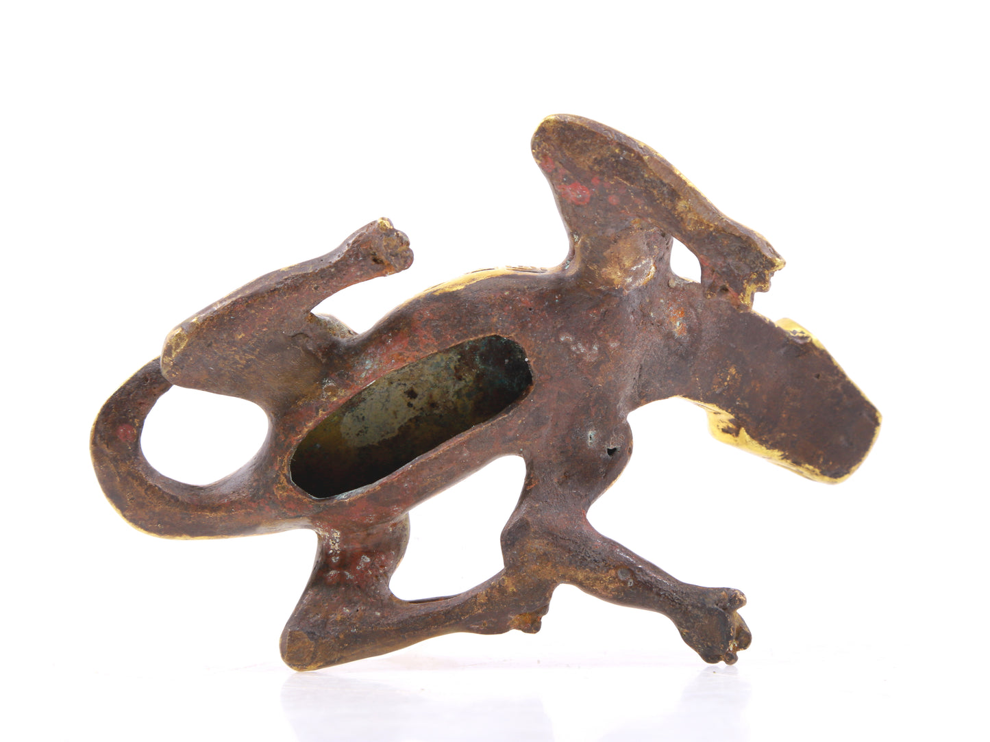 An exquisite gilt bronze animal ornament