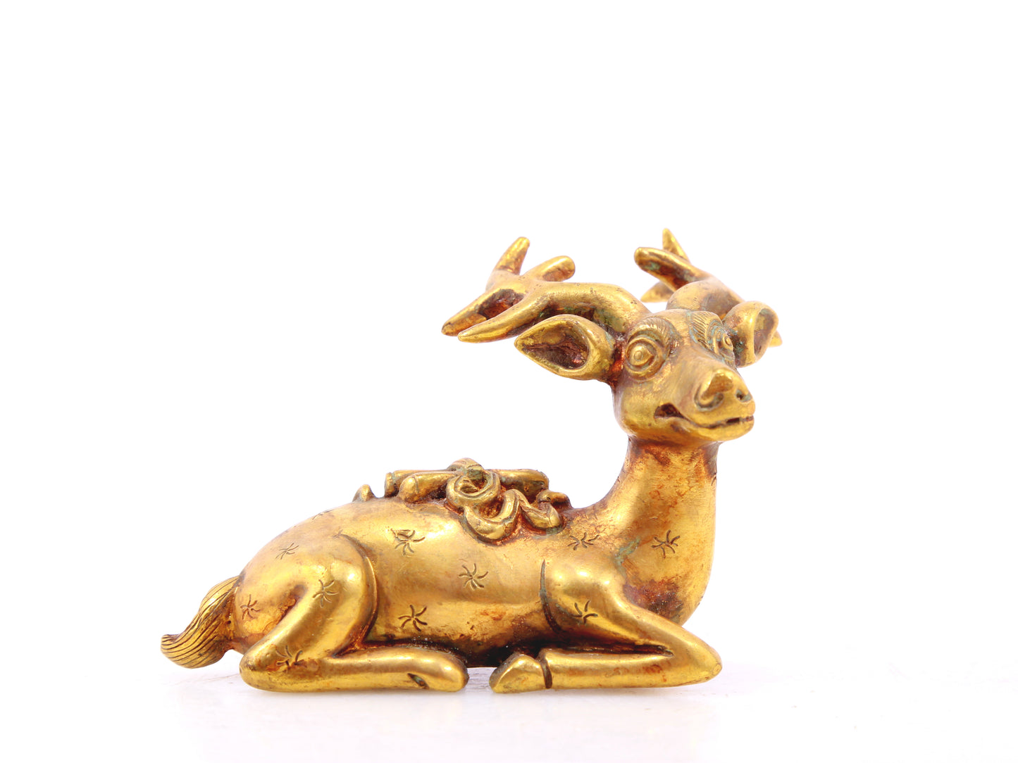 An exquisite gilt bronze deer ornament