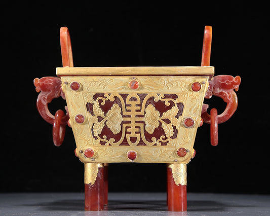 A Magnificent Agate Gold-Mounted 'Scrolling Lotus' Dragon-Handled Censer