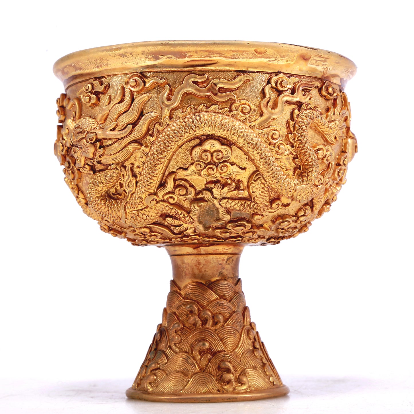 A Marvelous Gilt-Bronze 'Dragon& Auspicious Cloud' Cup