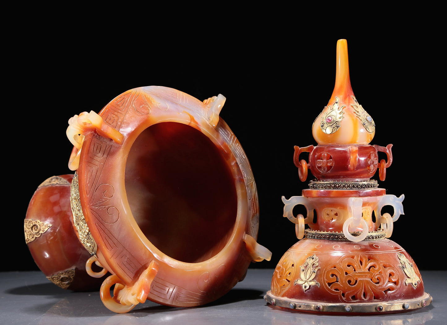 A Magnificent Agate Gold-Mounted 'Flower' Censer