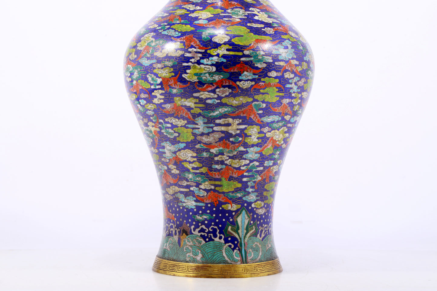 An exquisite cloisonné 'Crane and Bat' pattern vase