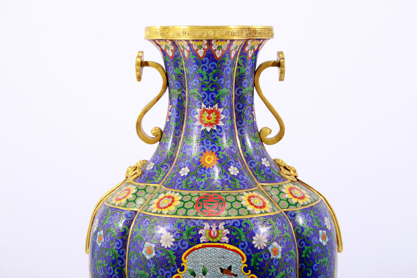 A stunning cloisonné vase with flower and bird patterns