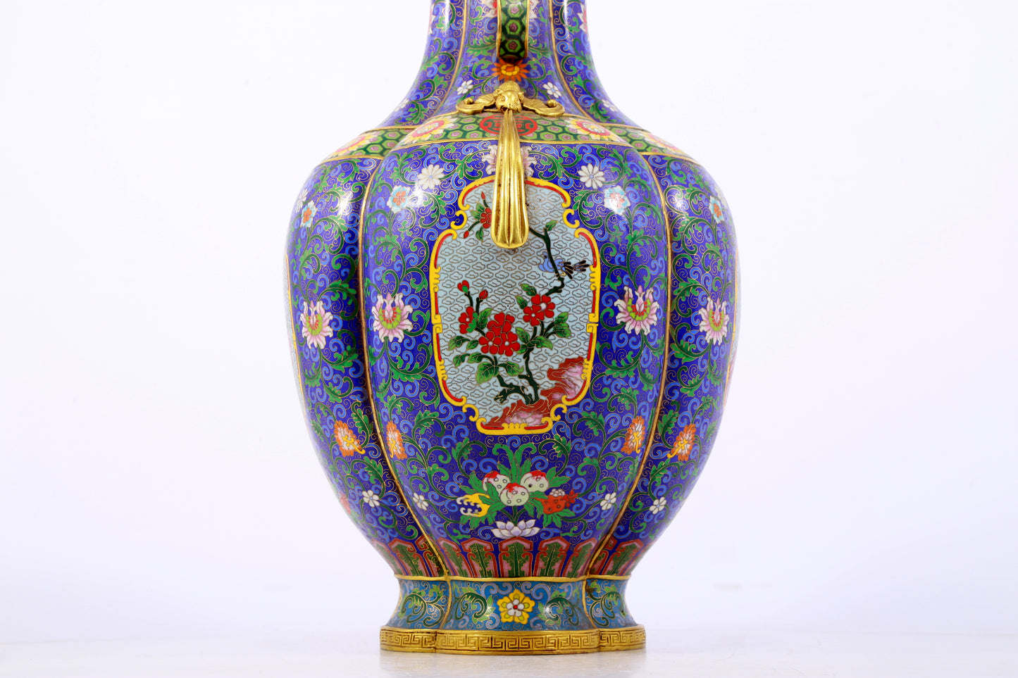 A stunning cloisonné vase with flower and bird patterns