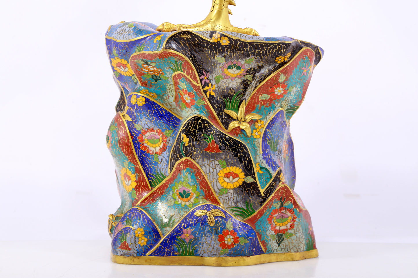 An exquisite cloisonné rooster ornament