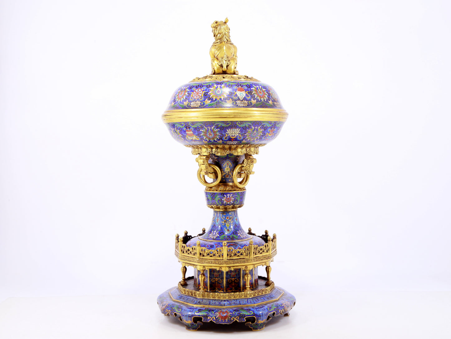 A perfect cloisonné 'lotus and Eight dharma-vessel' pattern box