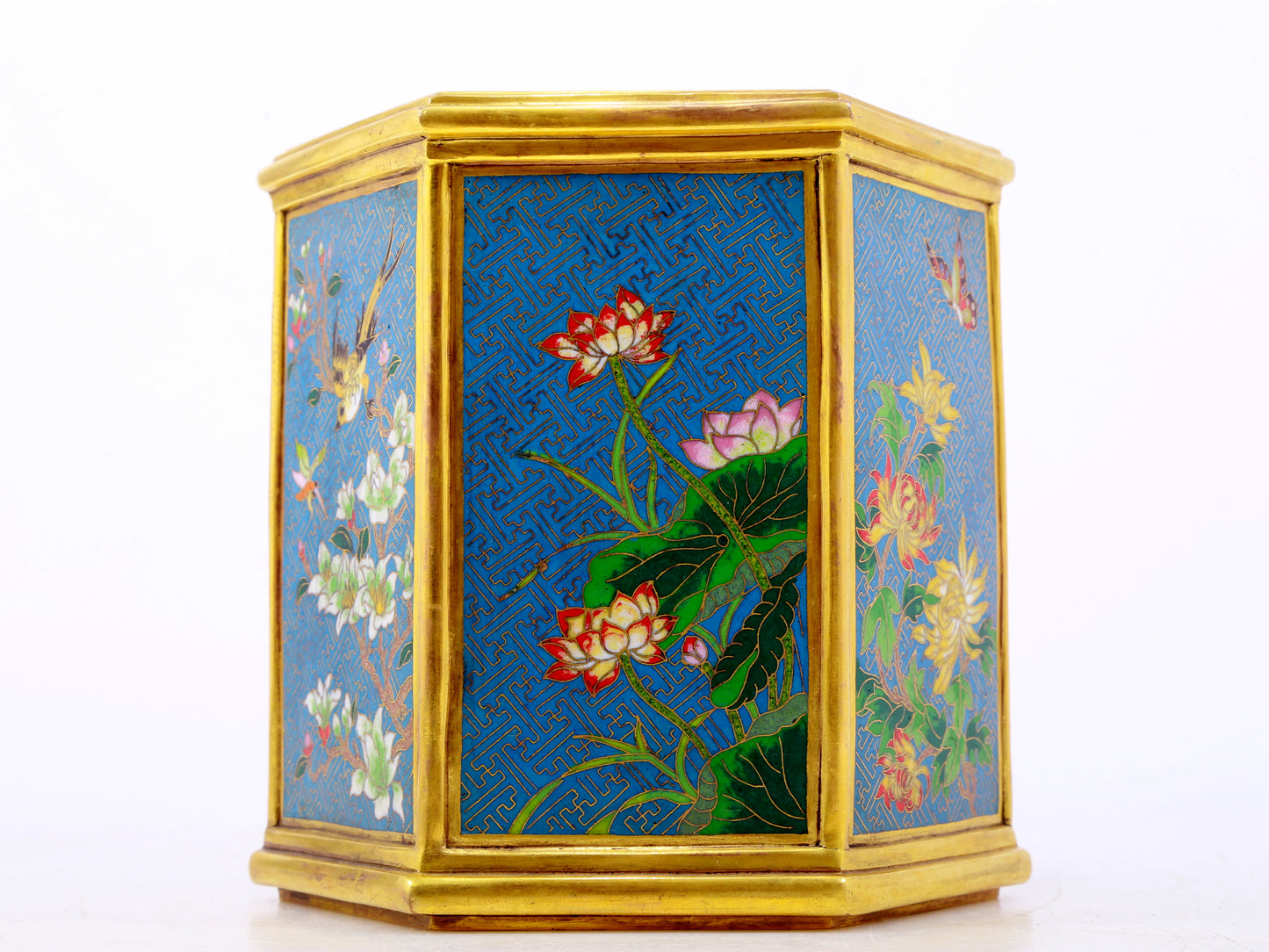 An exquisite cloisonne 'flower and bird' pattern pen holder