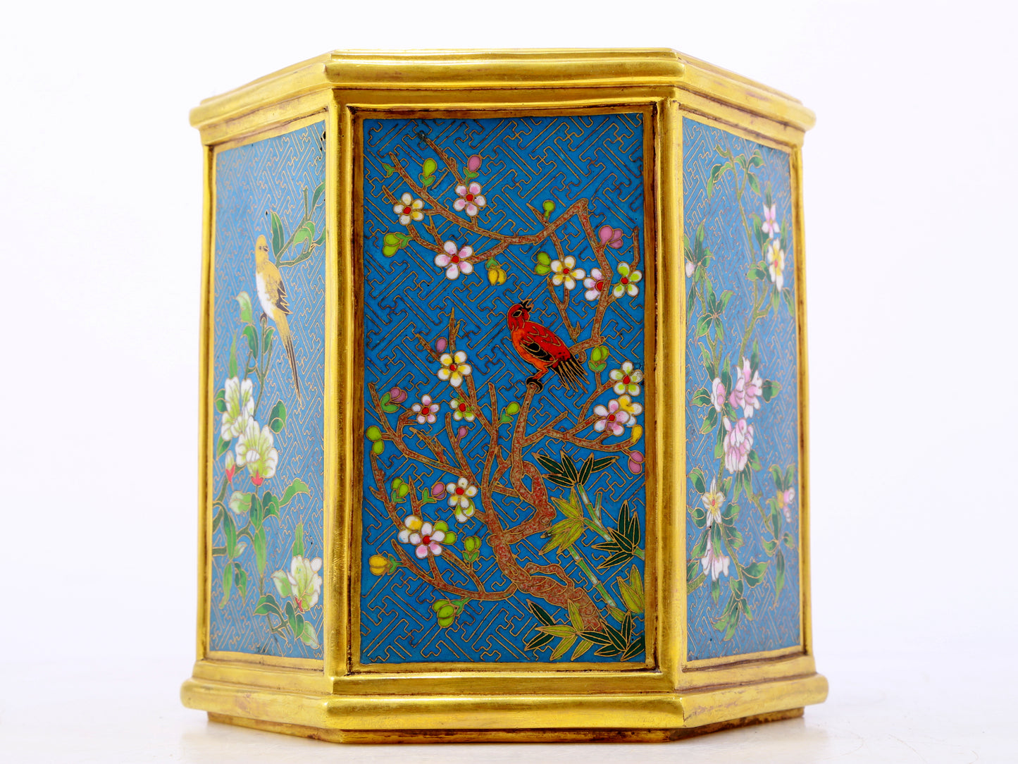 An exquisite cloisonne 'flower and bird' pattern pen holder