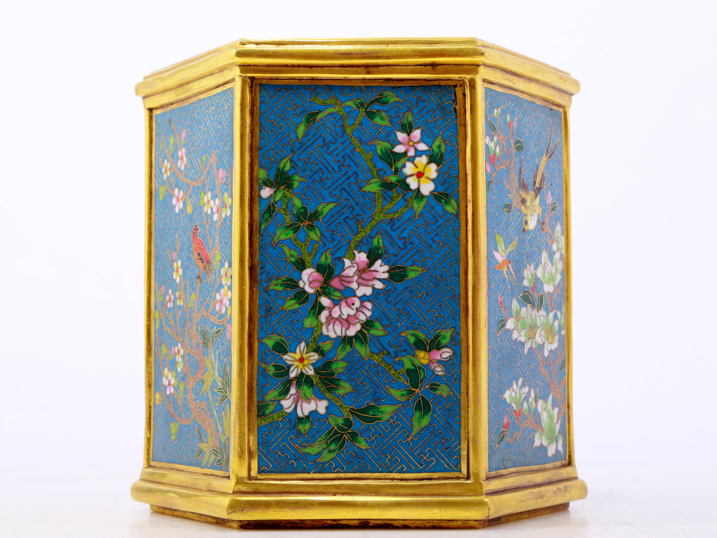 An exquisite cloisonne 'flower and bird' pattern pen holder