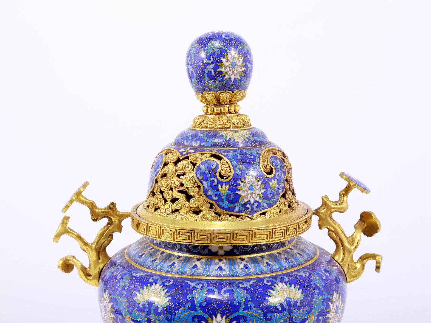 An exquisite cloisonné tangled lotus pattern two-eared tripod censer with lid