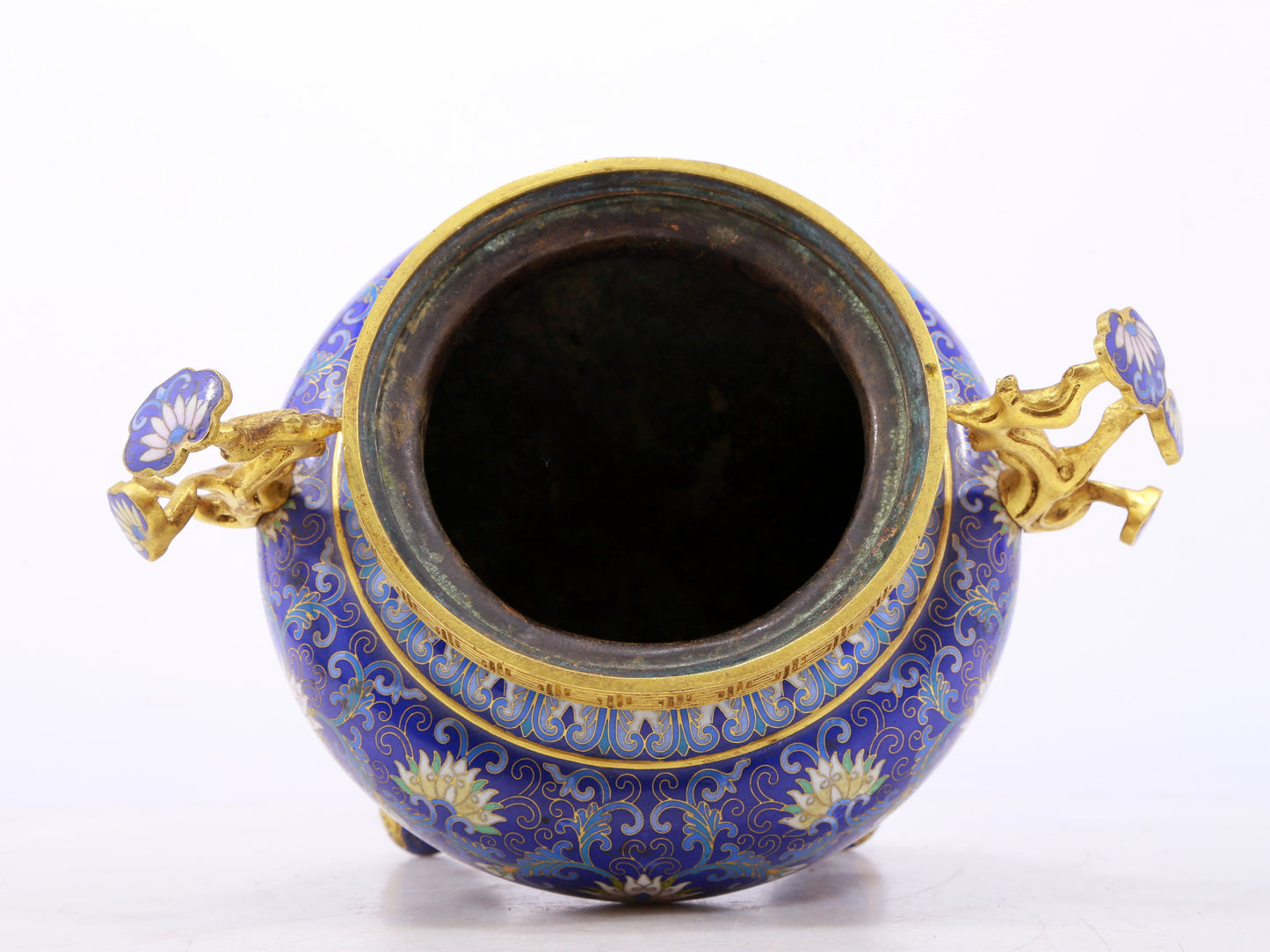 An exquisite cloisonné tangled lotus pattern two-eared tripod censer with lid