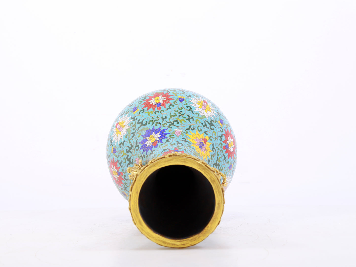 A pair of exquisite cloisonné phoenix-ear vases with entangled branches and lotus patterns