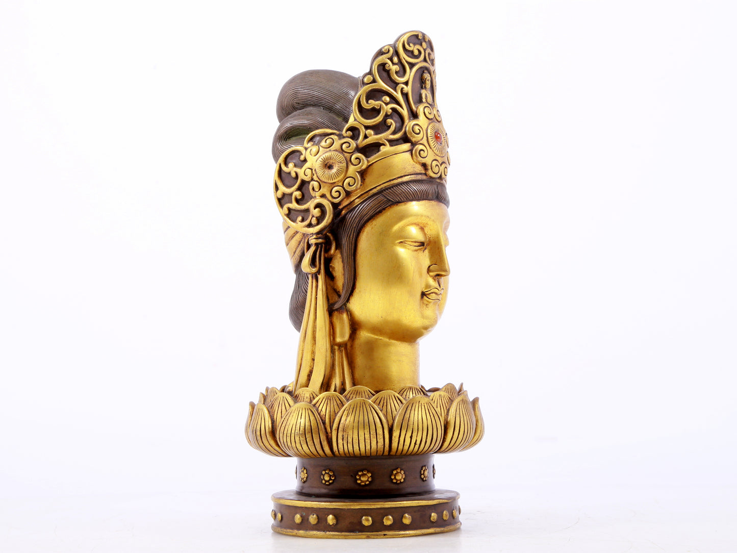 A sacred gilt bronze statue of Guanyin