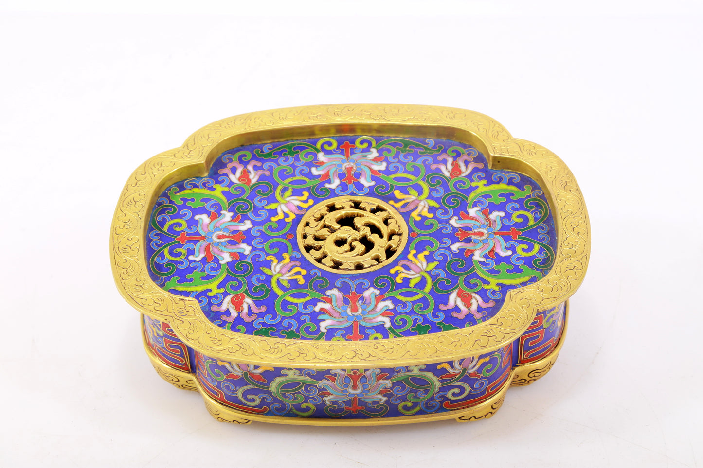 An exquisite cloisonné censer with lotus pattern