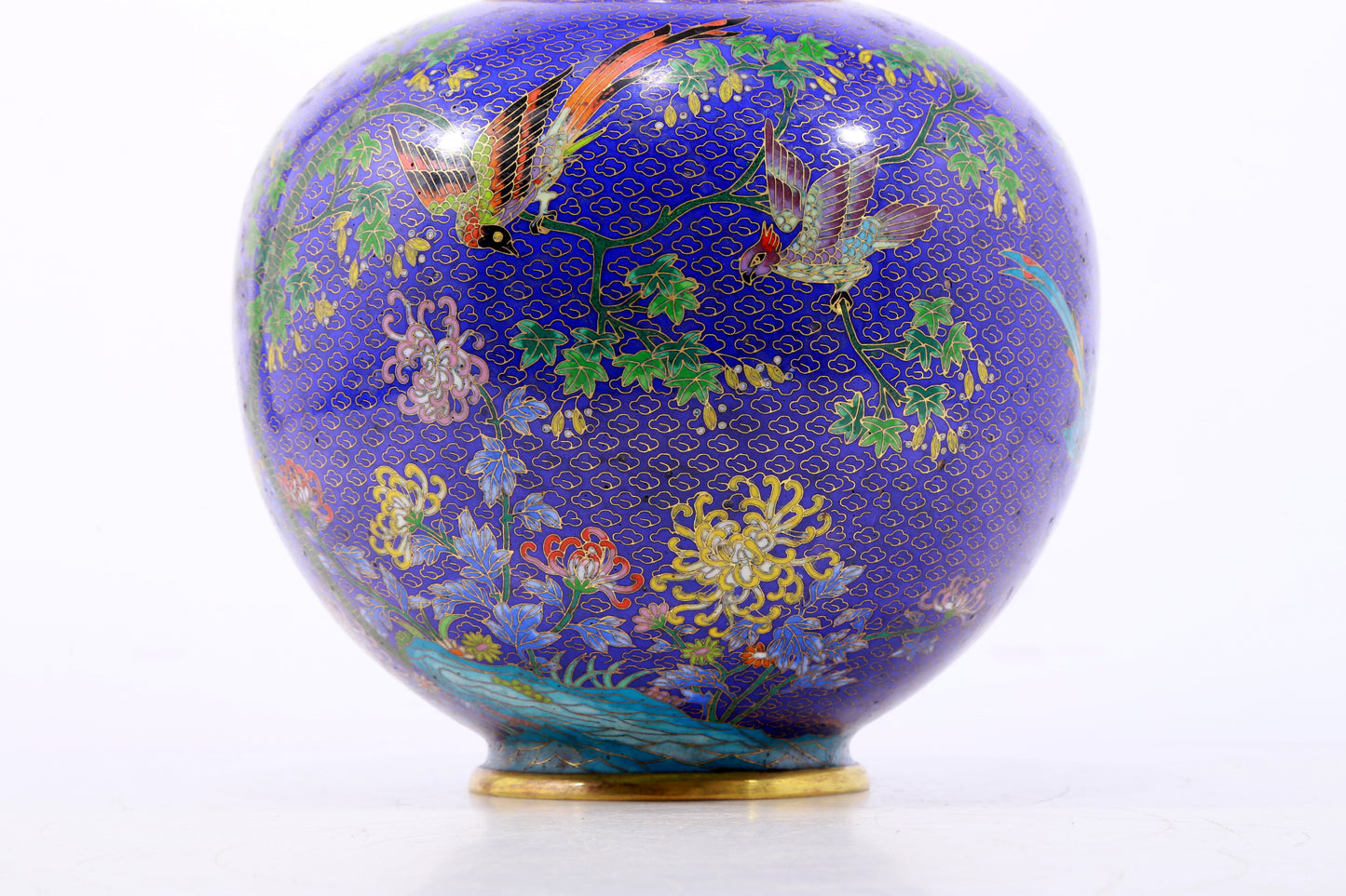 A perfect cloisonné 'flower and bird' pattern jar with lid