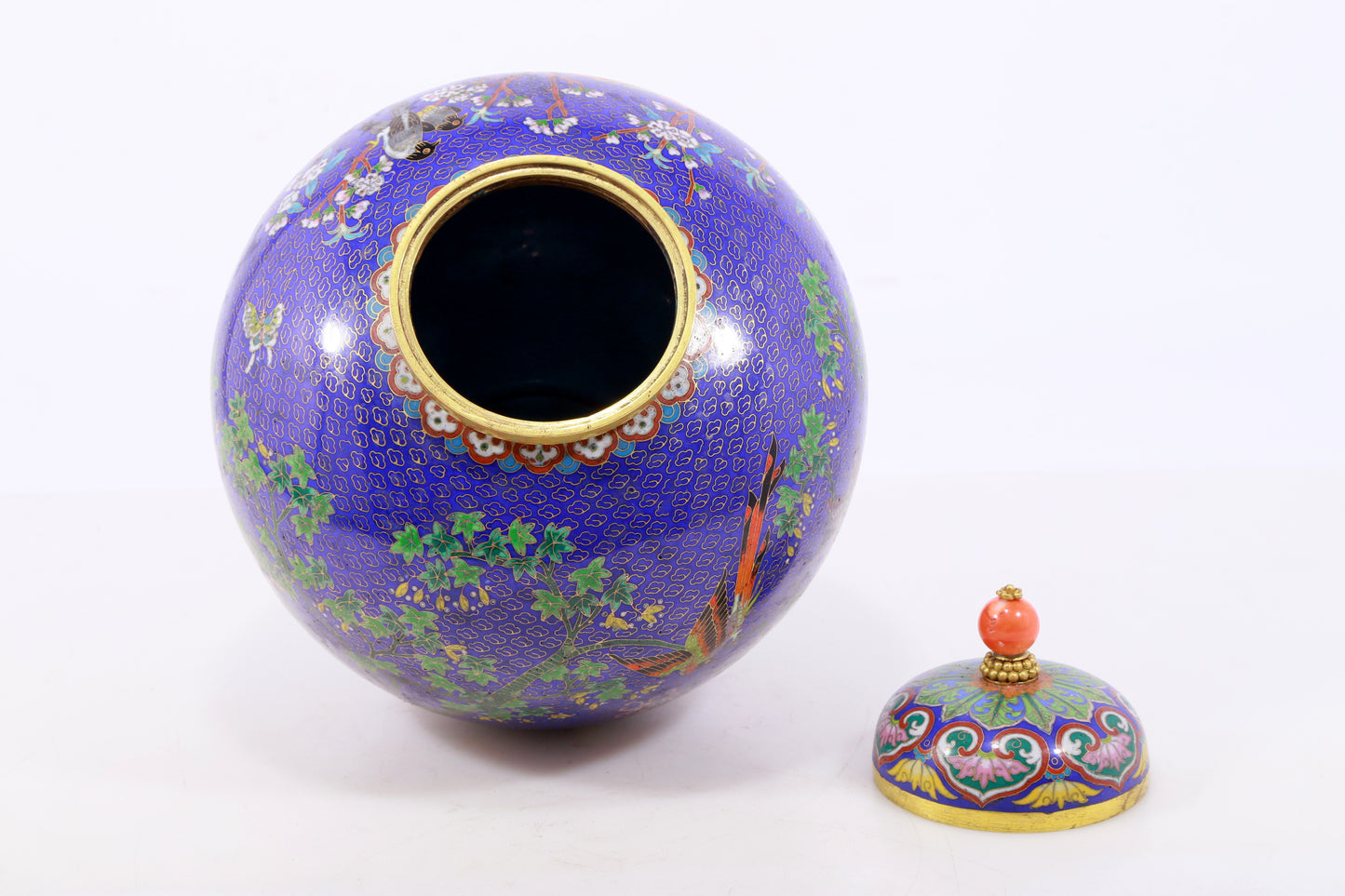 A perfect cloisonné 'flower and bird' pattern jar with lid